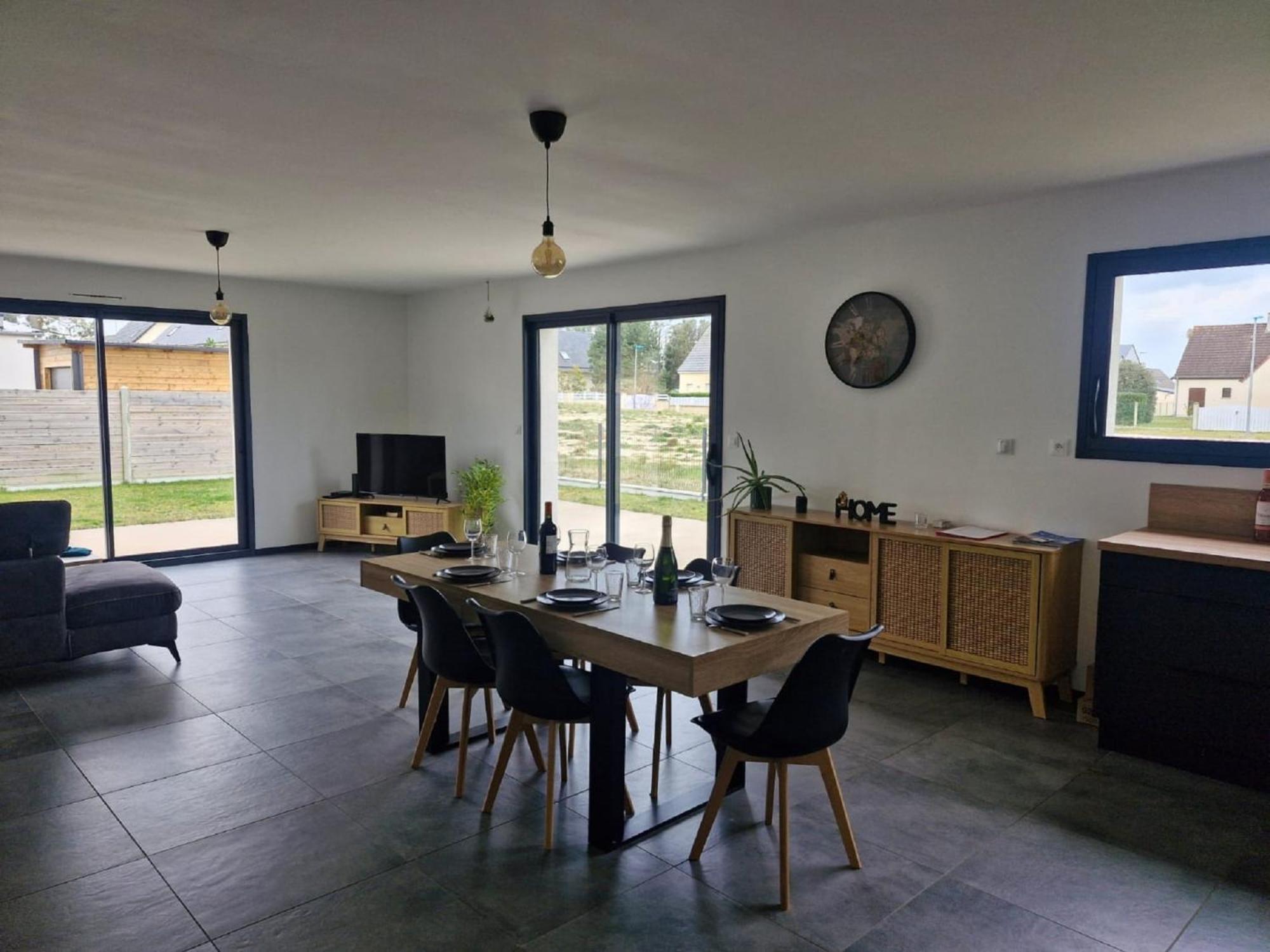 Attractive Holiday Home Near The Normandy Beach Saint-Germain-sur-Ay ภายนอก รูปภาพ